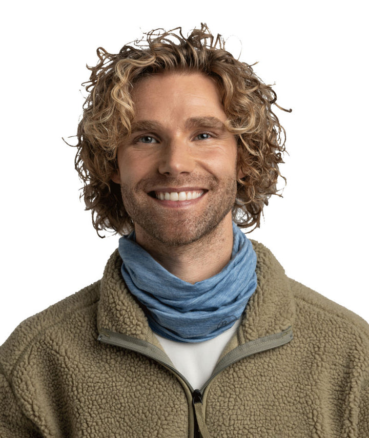Buff Merino Lightweight Neckwear In Lake Blue