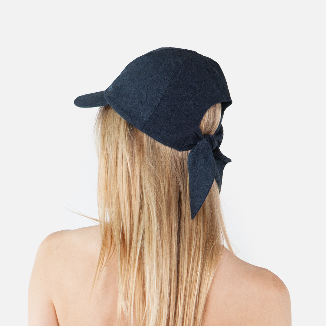 Barts Women's Peruma Cap in Navy Blue