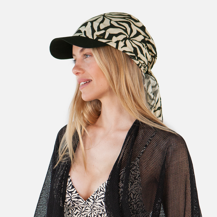 Barts Women's Solacer Sun Cap in Black