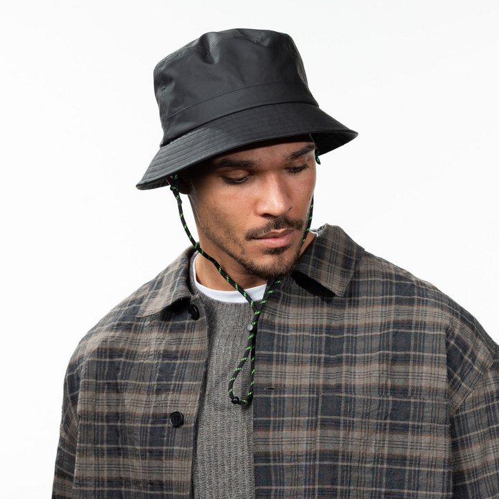 Barts Tharnel Bucket Hat in Black