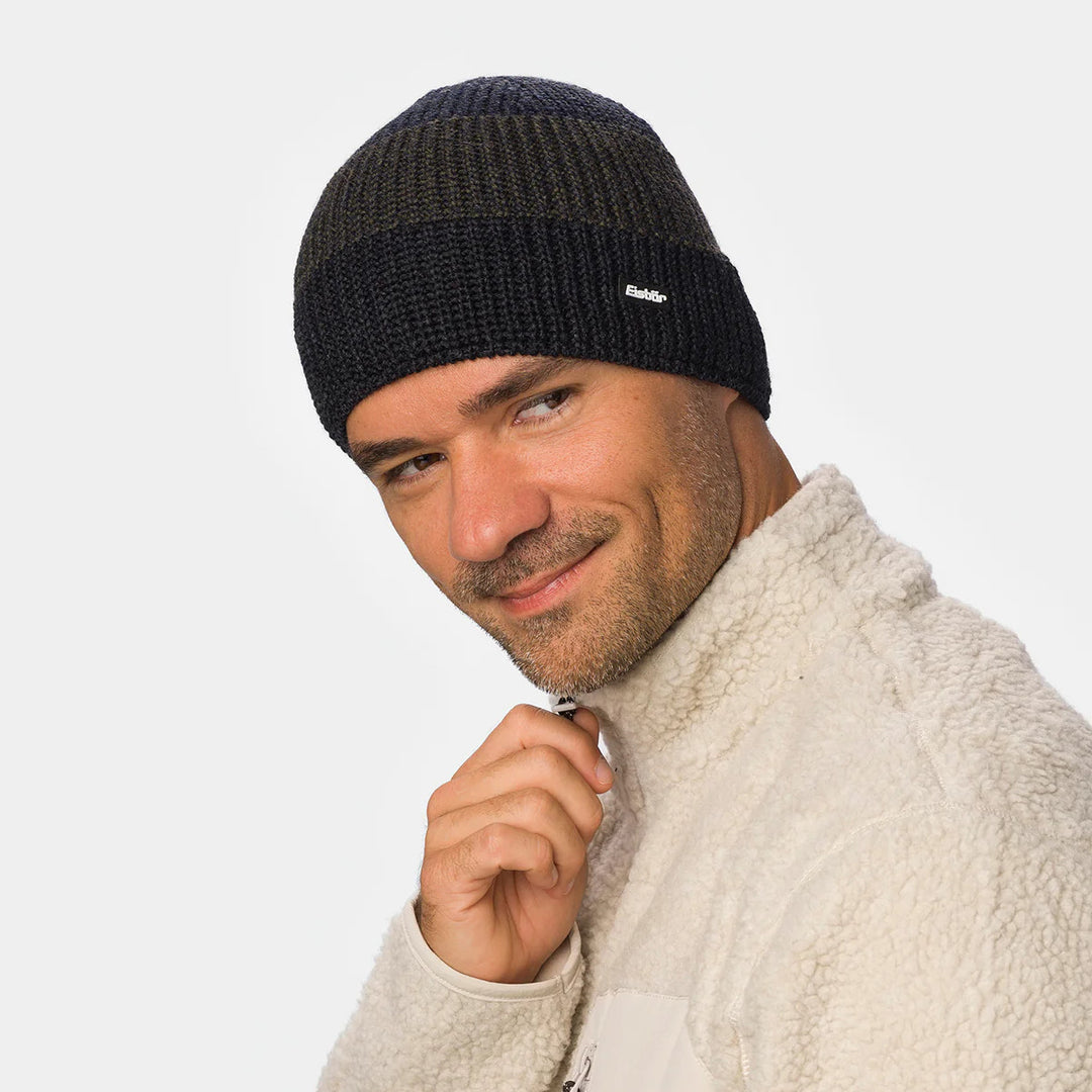 Eisbar CARIS Beanie Hat - Black