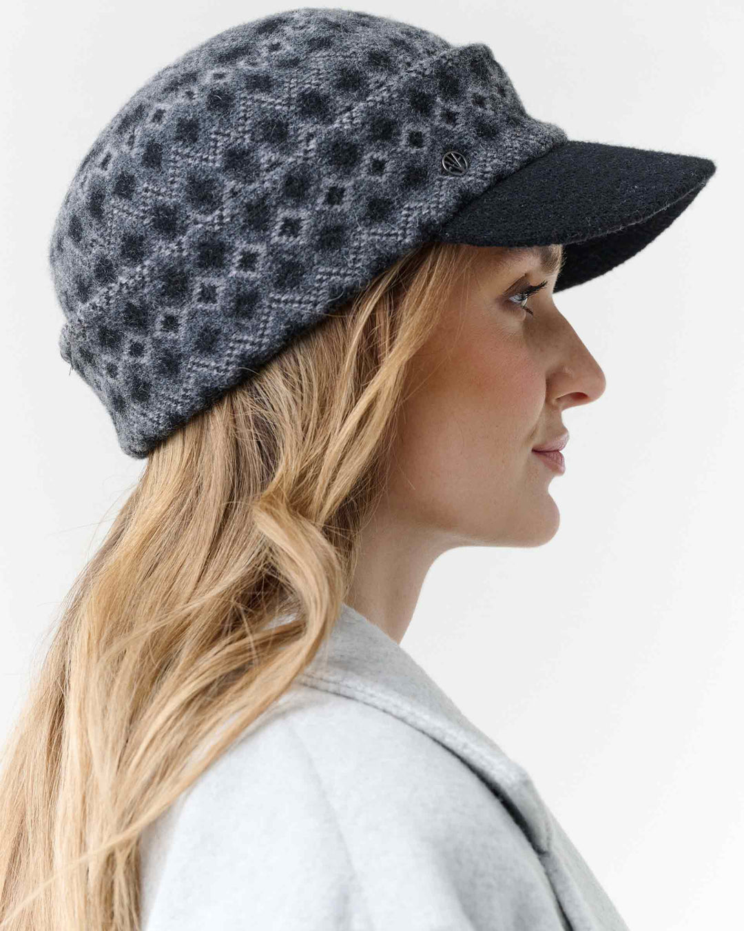 Loevenich Jacquard Peak Cap in Black