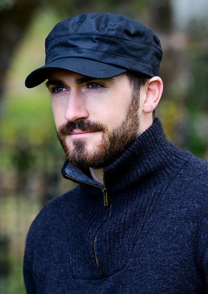 Fishermans Waxed Cap in Olive