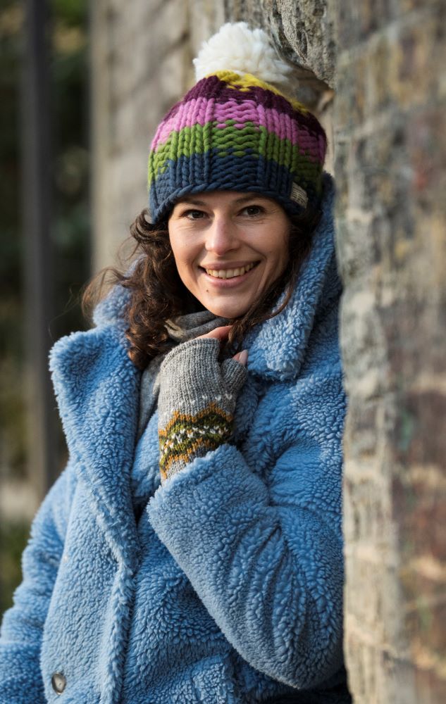 Kusan Moss Yarn Bobble Hat Denim Rainbow