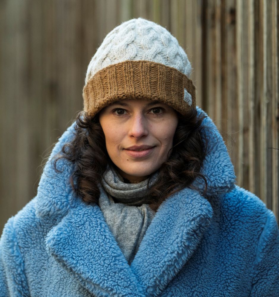 Kusan Cable Knit Turn-Up Beanie Hat Cream/Toffee