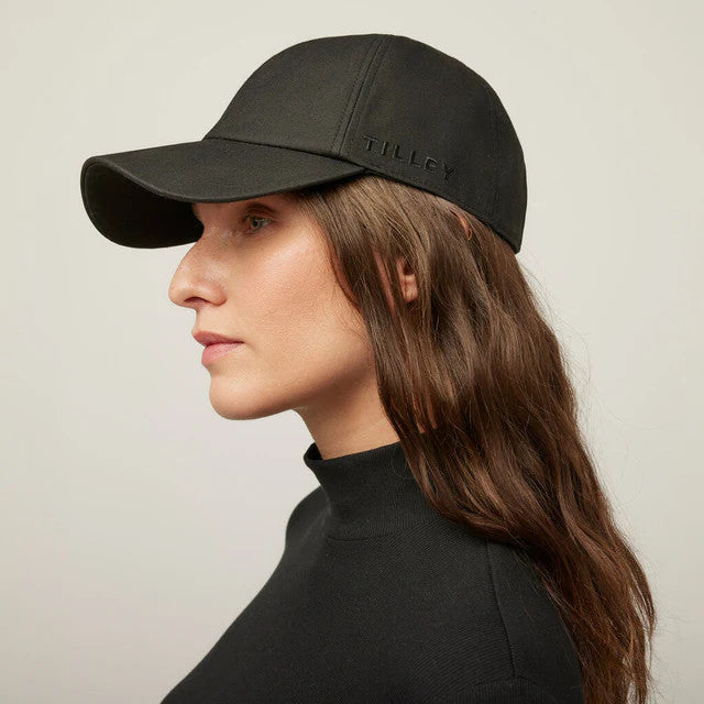 Tilley Adjustable Waxed Cotton Baseball Cap in Black