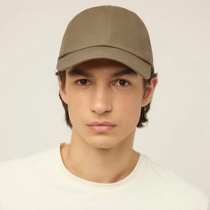 Tilley Adjustable Waxed Cotton Baseball Cap in Olive