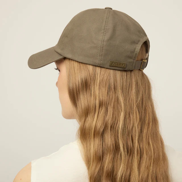 Tilley Adjustable Waxed Cotton Baseball Cap in Olive
