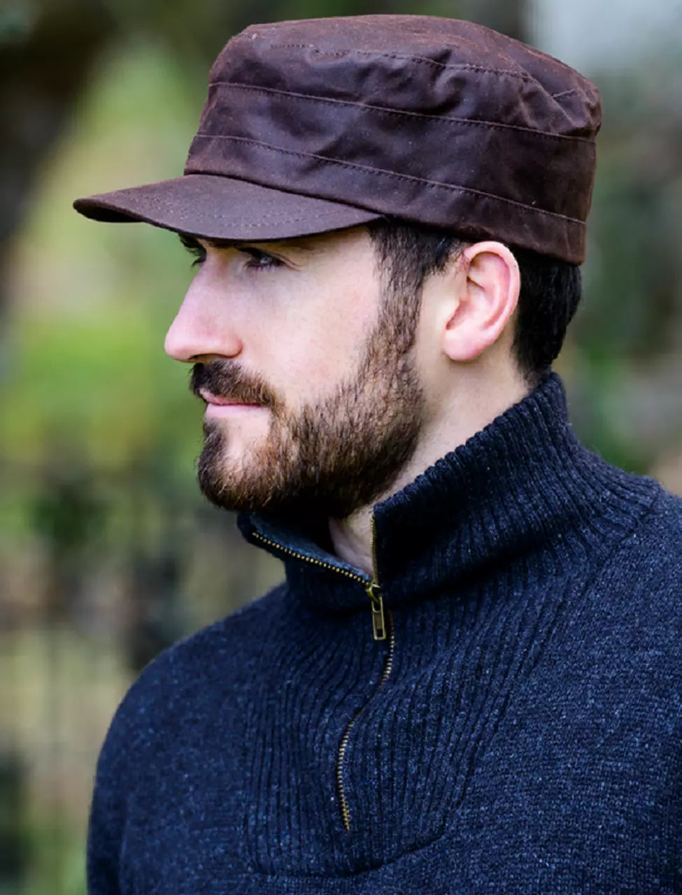 Fishermans Waxed Cap in Brown