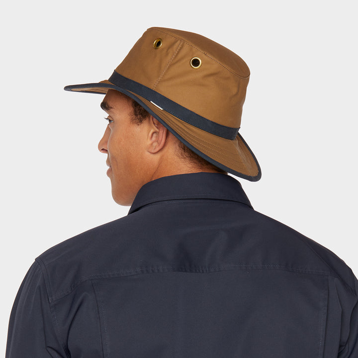 Tilley TWC7 Outback Waxed Cotton Hat (Tan/Navy)
