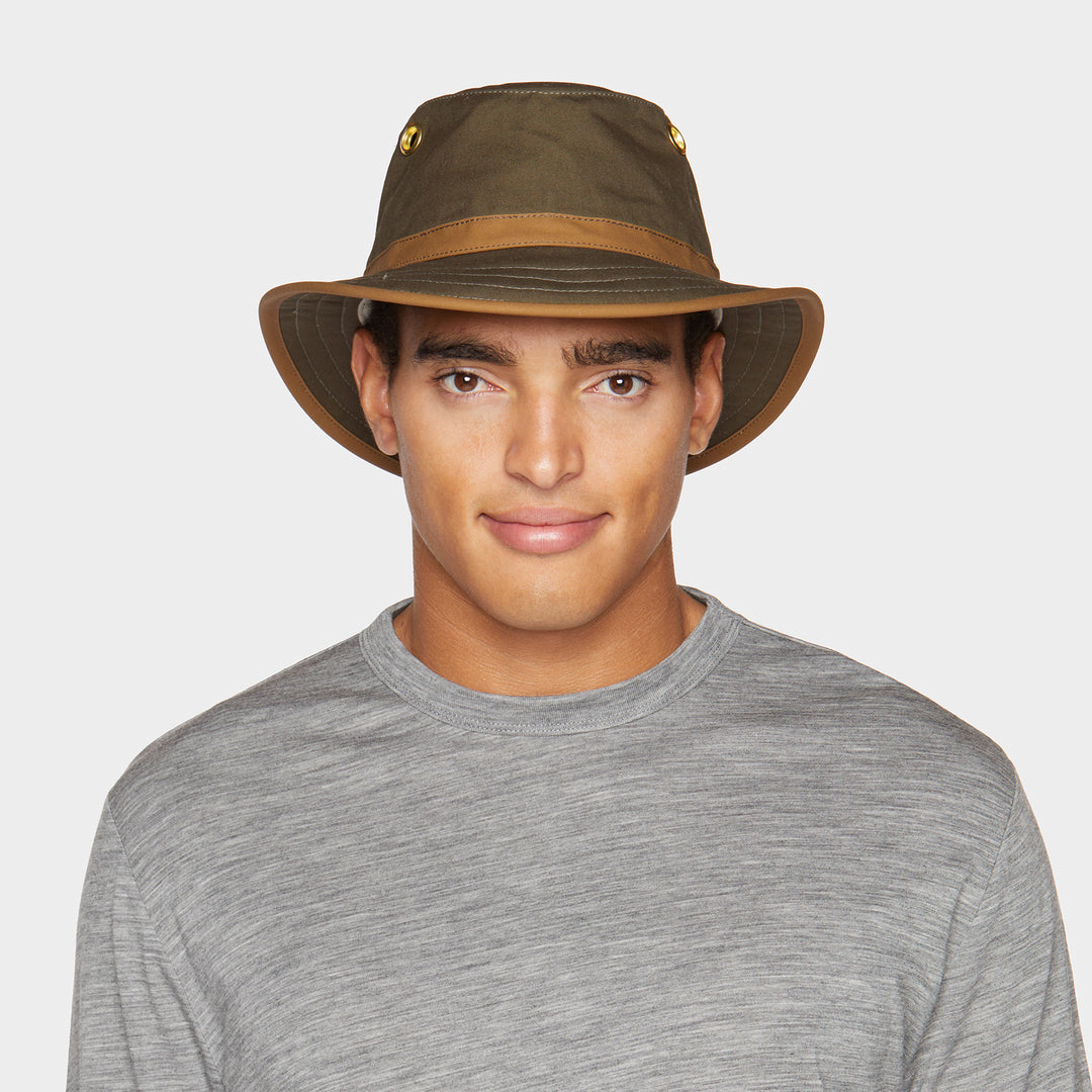 Tilley TWC7 Outback Waxed Cotton Hat (Green/Tan)