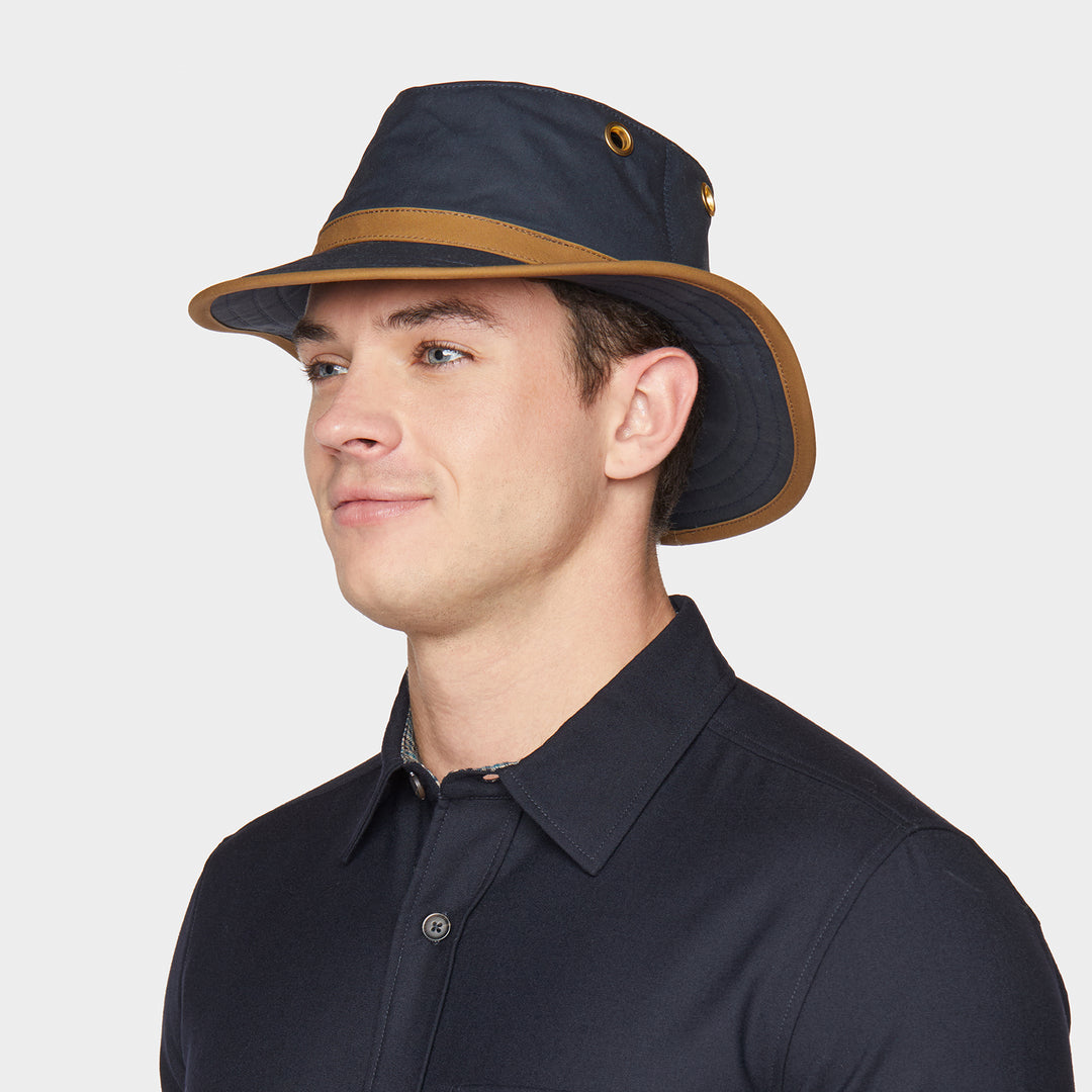 Tilley TWC7 Outback Waxed Cotton Hat (Navy/Tan)